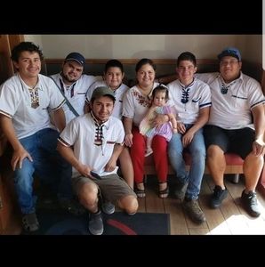 Meet your Posher, Iris